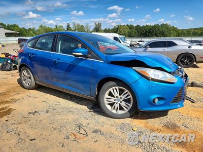Czwarte zdjęcie samochodu z boku: 2012 FORD FOCUS SEL VIN:1FAHP3M27CL282707 - miniatura
