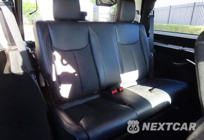 Zdjęcie 6 z 10 samochodu: 2016 JEEP WRANGLER SAHARA VIN:1C4AJWBG4GL259419 - miniatura