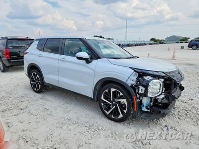 Czwarte zdjęcie samochodu z boku: 2023 MITSUBISHI OUTLANDER SE VIN:JA4J3UA81PZ047948 - miniatura