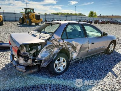 Trzecie zdjęcie samochodu z tyłu: 2000 HONDA ACCORD EX VIN:1HGCG1655YA007826 - miniatura