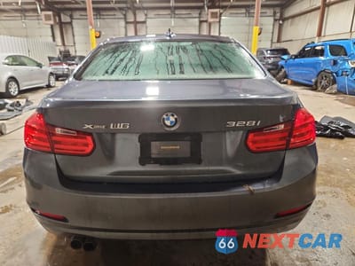 Zdjęcie 6 z 12 samochodu: 2015 BMW 328 XI SULEV VIN:WBA3B5G53FNS17539 - miniatura