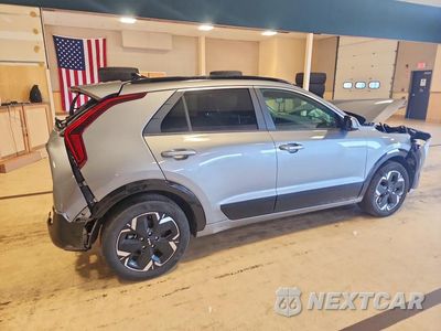 Trzecie zdjęcie samochodu z tyłu: 2024 KIA NIRO WIND VIN:KNDCR3L16R5106171 - miniatura