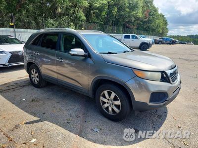 Czwarte zdjęcie samochodu z boku: 2013 KIA SORENTO LX VIN:5XYKT4A27DG311190 - miniatura