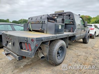 Trzecie zdjęcie samochodu z tyłu: 2005 FORD F250 SUPER DUTY VIN:1FTSX21P75EB90997 - miniatura