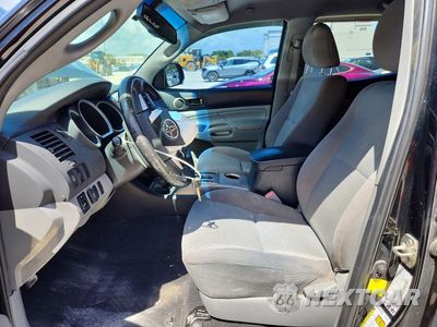 Zdjęcie 7 z 12 samochodu: 2013 TOYOTA TACOMA DOUBLE CAB PRERUNNER VIN:3TMJU4GN6DM156371 - miniatura