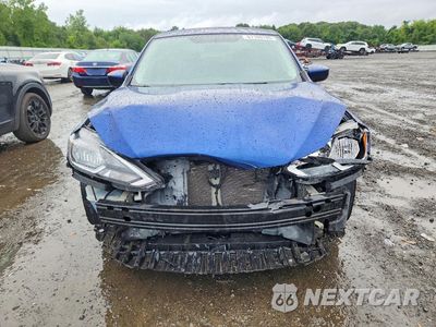 Piąte zdjęcie samochodu w środku: 2017 NISSAN SENTRA S VIN:3N1AB7AP4HY205442 - miniatura