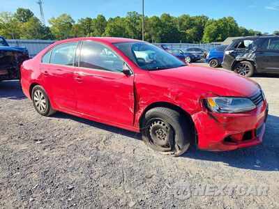 Czwarte zdjęcie samochodu z boku: 2014 VOLKSWAGEN JETTA BASE VIN:3VW2K7AJXEM251810 - miniatura