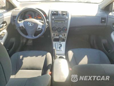 Zdjęcie 8 z 12 samochodu: 2010 TOYOTA COROLLA S VIN:2T1BU4EE8AC193773 - miniatura