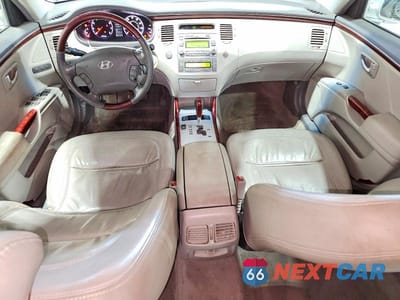 Zdjęcie 8 z 12 samochodu: 2008 HYUNDAI AZERA LIMITED VIN:KMHFC46F38A305255 - miniatura