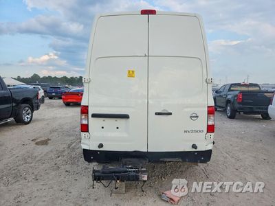 Zdjęcie 6 z 13 samochodu: 2019 NISSAN NV 2500 HD SV VIN:1N6AF0LY4KN807404 - miniatura