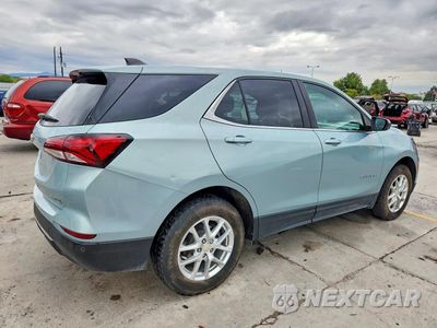 Trzecie zdjęcie samochodu z tyłu: 2022 CHEVROLET EQUINOX LT VIN:2GNAXTEVXN6133232 - miniatura