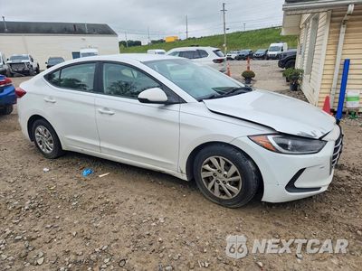Czwarte zdjęcie samochodu z boku: 2018 HYUNDAI ELANTRA SE VIN:5NPD74LF6JH236516 - miniatura