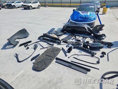 Zdjęcie 13 z 14 samochodu: 2018 LAND ROVER RANGE ROVER VELAR R-DYNAMIC SE VIN:SALYL2RV1JA754145 - miniatura