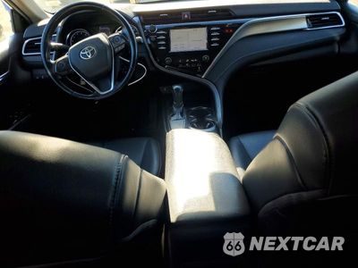 Zdjęcie 8 z 12 samochodu: 2018 TOYOTA CAMRY SE VIN:4T1B11HK4JU604044 - miniatura