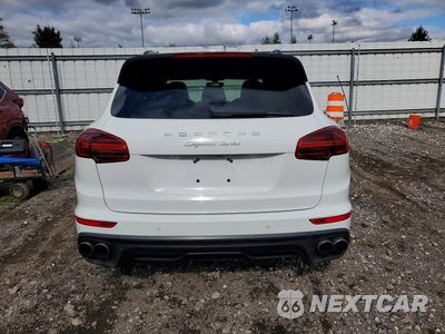 Zdjęcie 6 z 13 samochodu: 2015 PORSCHE CAYENNE TURBO VIN:WP1AC2A26FLA82720 - miniatura