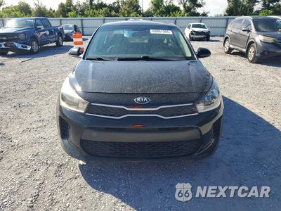 Piąte zdjęcie samochodu w środku: 2019 KIA RIO S VIN:3KPA24AB4KE222606 - miniatura