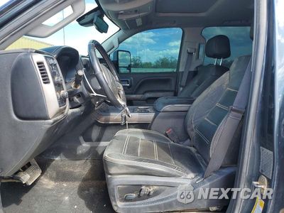 Zdjęcie 7 z 13 samochodu: 2018 GMC SIERRA K3500 DENALI VIN:1GT42YEY1JF285993 - miniatura