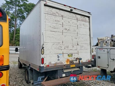 Drugie zdjęcie samochodu z przodu: 2013 FORD E350 BOX TRUCK VIN:1FDWE3FS0DDA69240 - miniatura