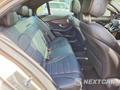 Zdjęcie 10 z 13 samochodu: 2019 MERCEDES-BENZ C 300 4MATIC VIN:WDDWF8EB8KR517827 - miniatura