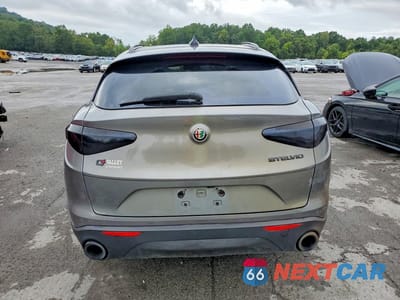 Zdjęcie 6 z 13 samochodu: 2019 ALFA ROMEO STELVIO VIN:ZASPAKAN4K7C38940 - miniatura