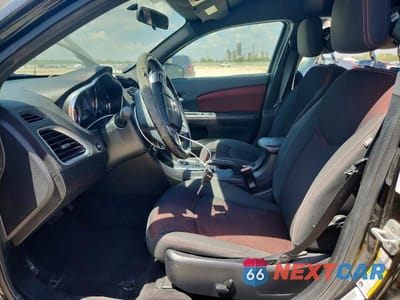 Zdjęcie 7 z 12 samochodu: 2013 DODGE AVENGER SXT VIN:1C3CDZCB3DN716178 - miniatura