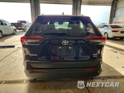 Zdjęcie 6 z 12 samochodu: 2019 TOYOTA RAV4 XLE VIN:JTMP1RFVXKJ018683 - miniatura