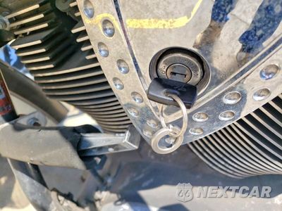 Zdjęcie 8 z 9 samochodu: 2004 VICTORY MOTORCYCLES KINGPIN CUSTOM VIN:5VPCD16DX43005410 - miniatura