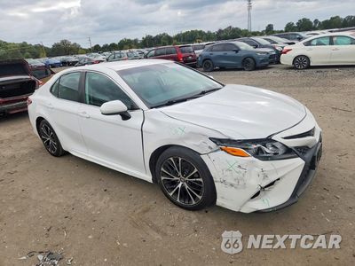Czwarte zdjęcie samochodu z boku: 2020 TOYOTA CAMRY SE VIN:4T1G11AK5LU982277 - miniatura