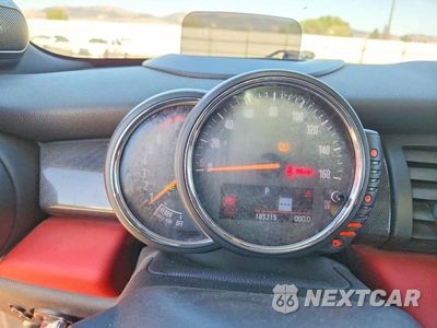 Zdjęcie 9 z 12 samochodu: 2015 MINI COOPER S VIN:WMWXP7C59F2A34980 - miniatura