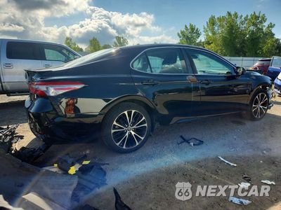 Trzecie zdjęcie samochodu z tyłu: 2018 TOYOTA CAMRY SE VIN:4T1B11HKXJU532881 - miniatura