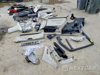 Zdjęcie 13 z 14 samochodu: 2024 VOLVO XC90 PLUS VIN:YV4062JE2R1248209 - miniatura
