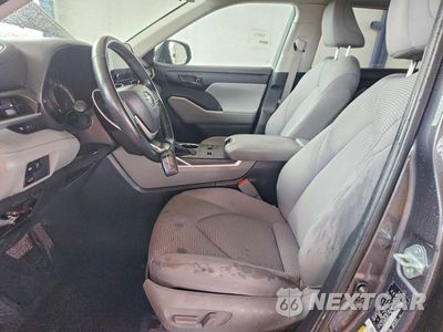 Zdjęcie 7 z 13 samochodu: 2024 TOYOTA HIGHLANDER LE VIN:5TDKDRAHXRS539161 - miniatura