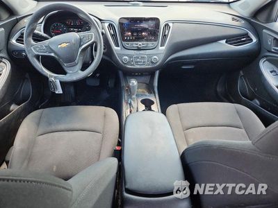 Zdjęcie 8 z 12 samochodu: 2020 CHEVROLET MALIBU LS VIN:1G1ZB5ST9LF157395 - miniatura