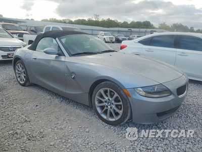Czwarte zdjęcie samochodu z boku: 2006 BMW Z4 3.0 VIN:4USBU33546LW58265 - miniatura