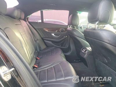 Zdjęcie 10 z 12 samochodu: 2018 MERCEDES-BENZ C 300 4MATIC VIN:WDDWF4KB4JR395074 - miniatura