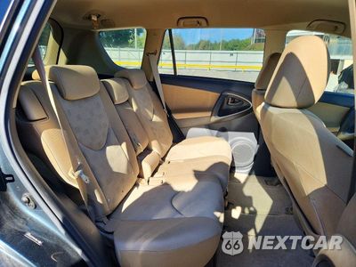 Zdjęcie 11 z 13 samochodu: 2010 TOYOTA RAV4 BASE VIN:JTMBF4DV6AD028481 - miniatura