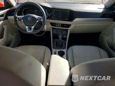 Zdjęcie 8 z 12 samochodu: 2019 VOLKSWAGEN JETTA S VIN:3VWN57BU8KM183628 - miniatura