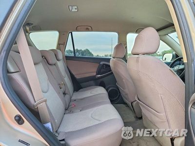 Zdjęcie 11 z 13 samochodu: 2008 TOYOTA RAV4 BASE VIN:JTMZD33V186073651 - miniatura