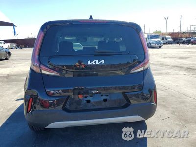 Zdjęcie 6 z 12 samochodu: 2023 KIA SOUL LX VIN:KNDJ23AU3P7839403 - miniatura