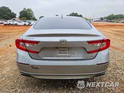 Zdjęcie 6 z 12 samochodu: 2018 HONDA ACCORD TOURING VIN:1HGCV1F91JA174893 - miniatura