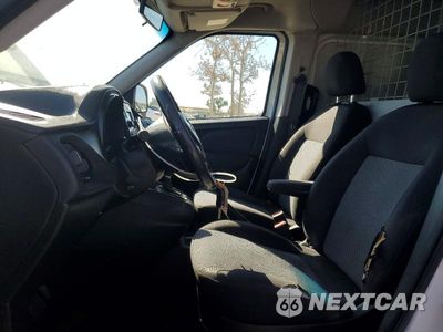 Zdjęcie 7 z 13 samochodu: 2016 RAM PROMASTER CITY VIN:ZFBERFAT7G6B20348 - miniatura