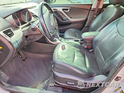 Zdjęcie 7 z 12 samochodu: 2014 HYUNDAI ELANTRA LIMITED VIN:5NPDH4AE6EH525019 - miniatura