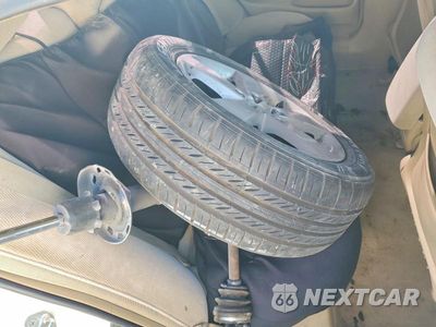 Zdjęcie 12 z 13 samochodu: 2007 HONDA CIVIC EX VIN:2HGFA16837H504575 - miniatura