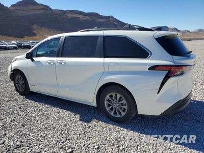 Drugie zdjęcie samochodu z przodu: 2021 TOYOTA SIENNA XLE VIN:5TDJRKEC7MS053564 - miniatura