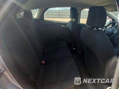 Zdjęcie 10 z 12 samochodu: 2018 FORD FOCUS SE VIN:1FADP3K28JL251254 - miniatura