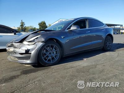 2018 TESLA MODEL 3 5YJ3E1EA1JF123833 - główne zdjęcie licytacji z USA - miniatura
