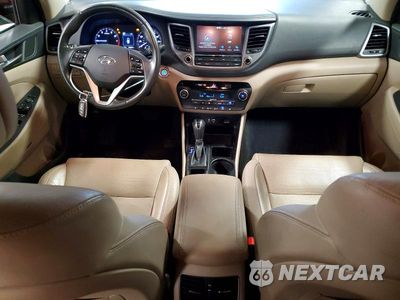 Zdjęcie 8 z 14 samochodu: 2018 HYUNDAI TUCSON LIMITED VIN:KM8J3CA2XJU620731 - miniatura