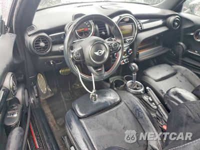 Zdjęcie 8 z 14 samochodu: 2016 MINI COOPER S VIN:WMWXP7C56G2A43587 - miniatura