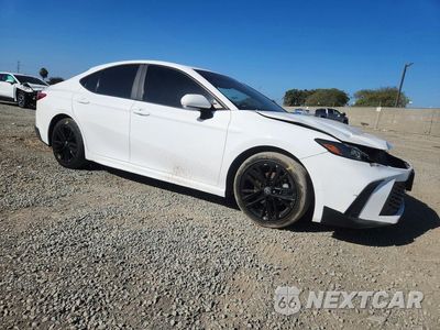 Czwarte zdjęcie samochodu z boku: 2025 TOYOTA CAMRY SE VIN:4T1DAACK1SU524668 - miniatura