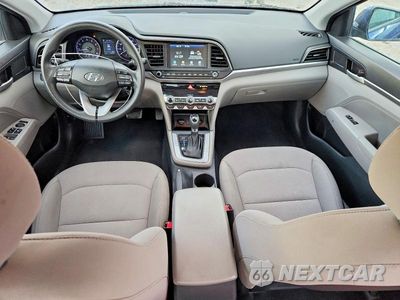 Zdjęcie 8 z 12 samochodu: 2020 HYUNDAI ELANTRA SEL VIN:5NPD84LFXLH522062 - miniatura